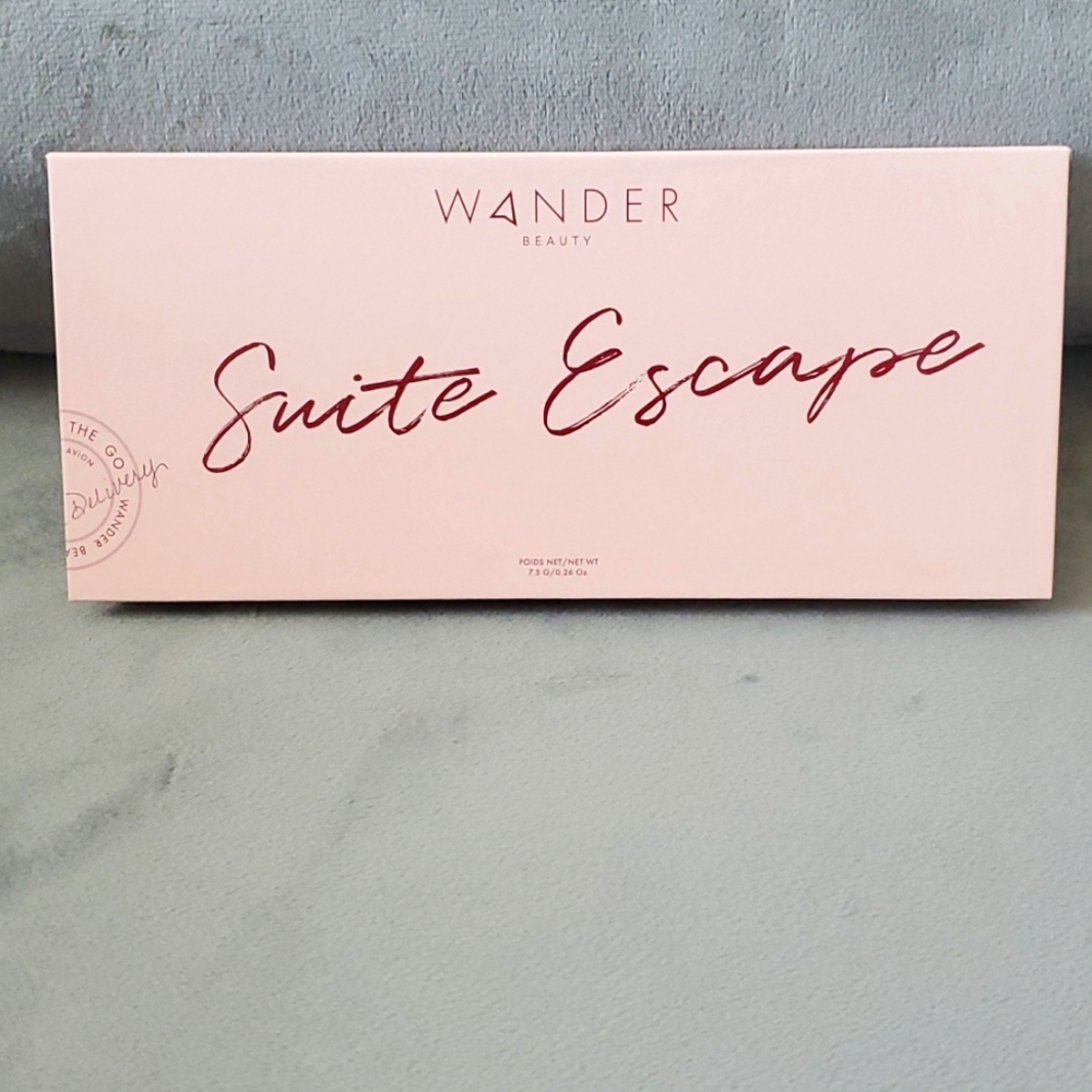 Wander Beauty Suite Escape Eyeshadow Palette